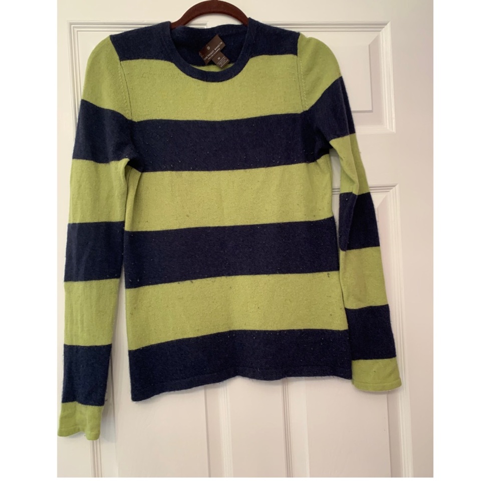 Cashmere sweater